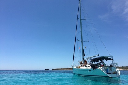 Charter Sailboat Beneteau Oceanis 393 Clipper Sète