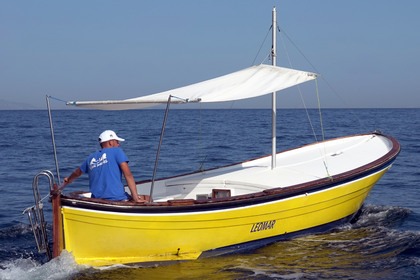 Charter Boat without licence  Bertozzi Gozzo Capri