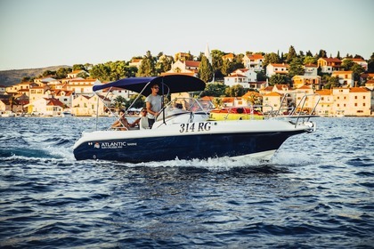 Rental Motorboat Atlantic Marine 650 Rogoznica