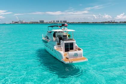 Verhuur Motorjacht Meridian Flybridge 50’ Cancún