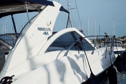 Verhuur Motorboot Absolute 41 sport cruiser Saint-Raphaël
