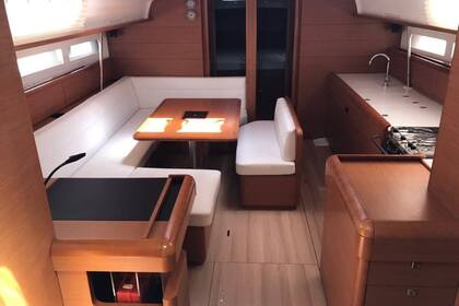 Charter Sailboat  Sun Odyssey 519 -  5 cabs Laurium