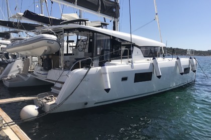 Hire Catamaran Lagoon 42 Cugnana Verde