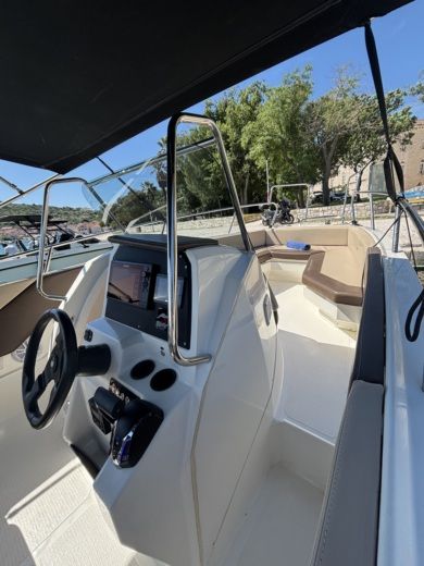 Motorboat Arrow Abaris 23 Boat design plan