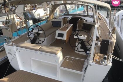 Location Voilier 3 DUFOUR 390 - M A (3D/2C/0P) Hyères