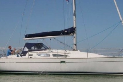 Rental Sailboat Jeanneau Sun Odyssey 35 Ancona