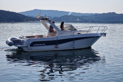Rental Motorboat Faeton 730 sport Vigo