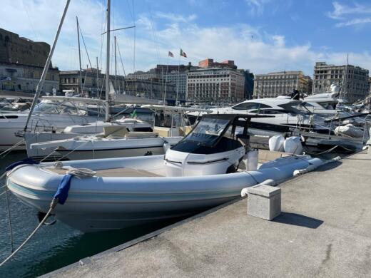 noleggio yacht per feste napoli