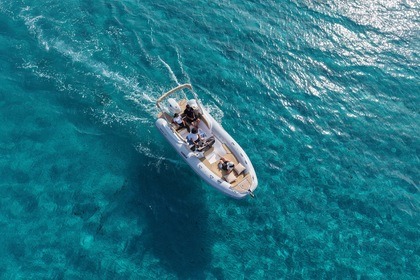 Hire RIB Salpa Soleil 20 Villasimius