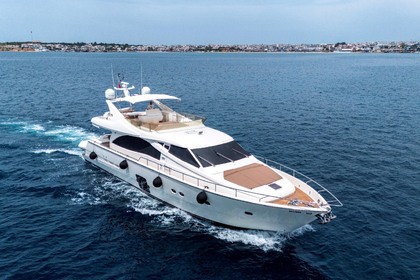 Charter Motor yacht Ferretti 731 Bodrum