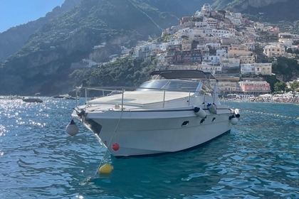 Noleggio Barca a motore Mochi Craft Dominator Castellammare di Stabia