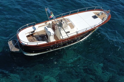 Noleggio Barca a motore Fratelli Aprea Fratelli Aprea 750 Ischia