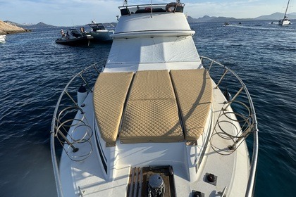 Location Bateau à moteur Sea Ray 340 Sedan Bridge Porto Rotondo