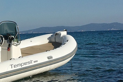 Charter RIB Capelli Capelli Tempest 650 Antibes