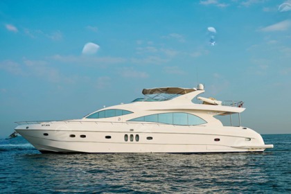 Miete Motoryacht MAJESTY 88 FT Dubai Marina