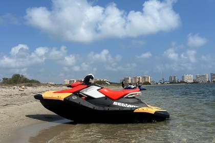 Alquiler Moto de agua Seadoo Spark 900 Ho Ace La Manga