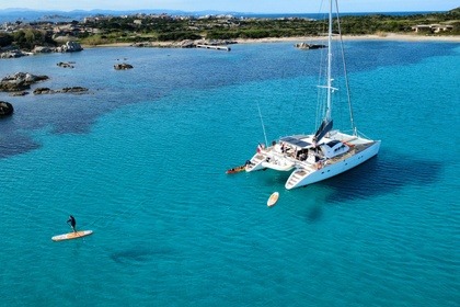Rental Catamaran CNB Lagoon 570 Fort-de-France