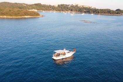 Hire Motorboat Moschini Andromeda Funtana