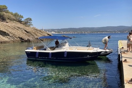 Rental Motorboat WITHE SHARK Sun deck 268 Saint-Cyr-sur-Mer