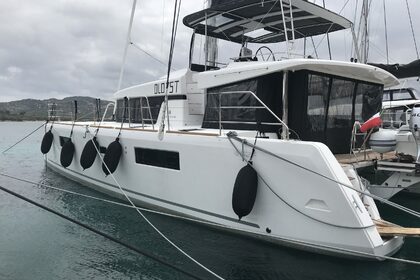 Charter Catamaran LAGOON 52F Cugnana Verde