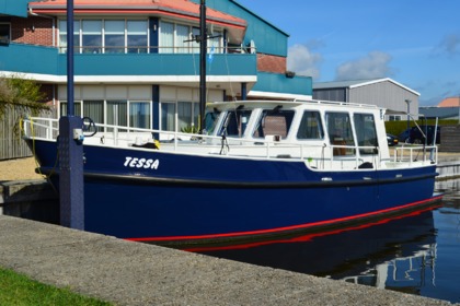Verhuur Woonboot Klompmaker Monty Bank Trawler 9.5 Woudsend