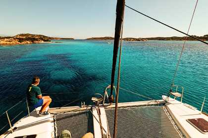 Location Catamaran Lagoon Lagoon 400 Port-Saint-Louis-du-Rhône