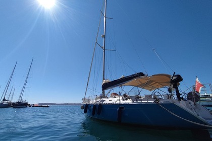 Hire Sailboat Jeanneau Sun Odyssey 45.2 Manoel Island