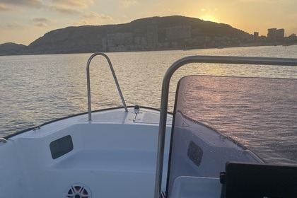 Location Bateau à moteur Grand 580 Valence