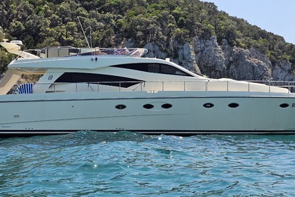 Noleggio Yacht a motore Dalla Pietà DP59 Isola d'Elba