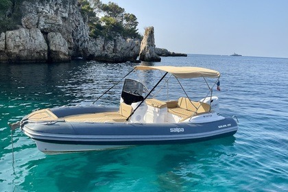 Miete Motorboot Salpa Soleil 20 Antibes