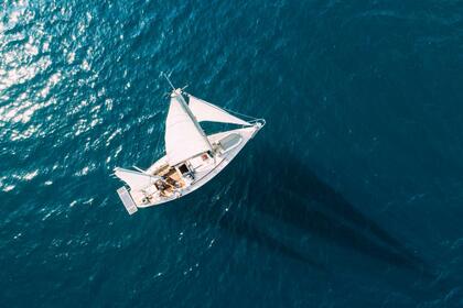 Alquiler Velero JEANNEAU GIN FIZZ Rosas