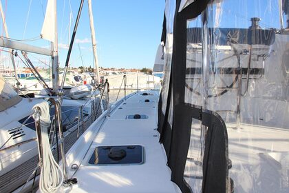 Rental Catamaran Lagoon-Bénéteau Lagoon 42 - 4 + 2 cab. Šibenik