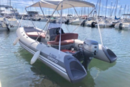 Hire Boat without licence  Grand Largue Silver Grimaud