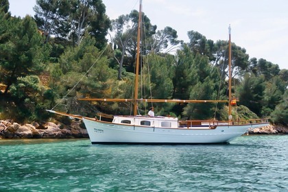Rental Motorboat Llaut Artesanal Port de Pollença