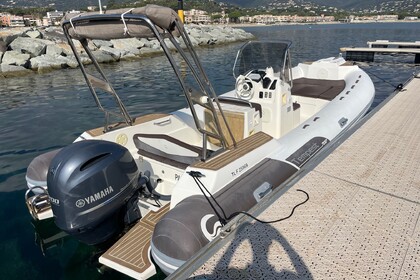 Noleggio Gommone Capelli Capelli Tempest 700 Hyères