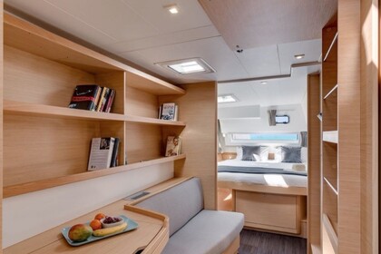 Hire Catamaran Lagoon-Bénéteau Lagoon 42 - 4 + 2 cab. Pozzuoli