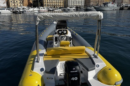 Noleggio Barca senza patente  2 bar 2 bar Napoli