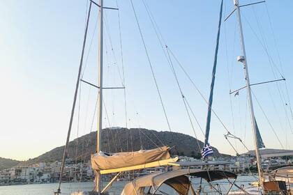 Charter Sailboat Bavaria 42 Salamina