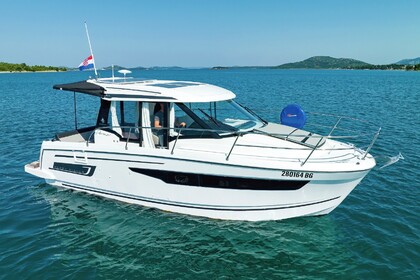 Rental Motorboat  Merry Fisher 895 Pirovac