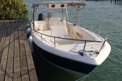 Rental Motorboat Intrepid 2012 Cartagena