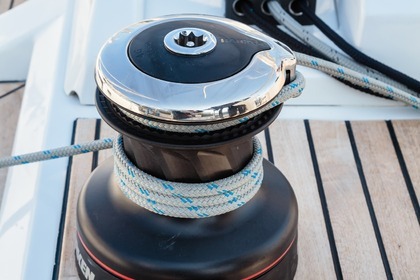 Noleggio Barca a vela BENETEAU OCEANIS 46.1 Salerno