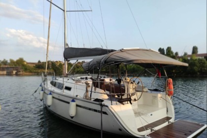Rental Sailboat Bavaria Cruiser 34 Varna