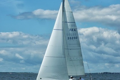 Verhuur Zeilboot Pogo Structures Pogo 8.50 Brest