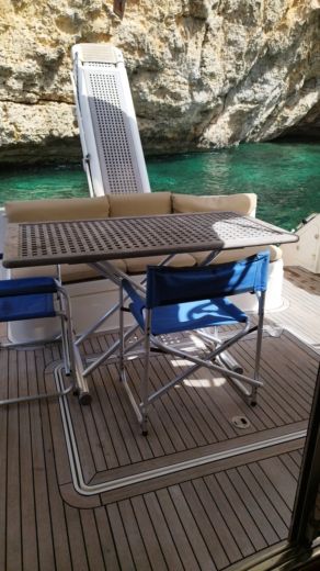 Xemxija Motorboat FAIRLINE 55 SQUADRON alt tag text