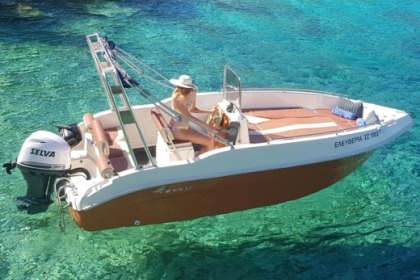 Noleggio Barca a motore Nireus Elegance Planos