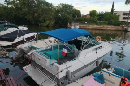 Verhuur Motorboot Four Winns vista 245 Mandelieu-la-Napoule