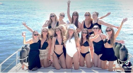 Saint-Tropez Motorboat Guy Couach 1701 alt tag text