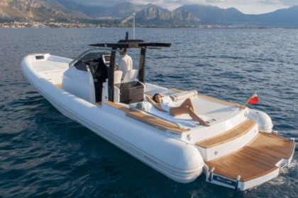 Noleggio Gommone MAGAZZU MX12 GRAND SPORT CUSTOM Porto Cervo