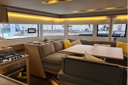 Charter Catamaran  Lagoon 51 Pireas