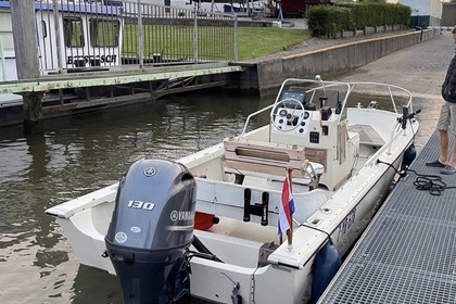 Verhuur Motorboot Boston Whaler Outrage 18 Hardinxveld-Giessendam